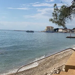 Mia , Porec Croazia