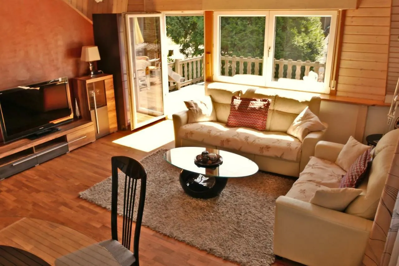 Alloggio in famiglia Airport Rooms Waldblick Colonia